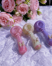 Load image into Gallery viewer, 5” Fancy Girly Pretty Cute Pipe&lt;3
