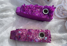 Load image into Gallery viewer, Violet Aura Quartz Crystal Gemstone Cluster Pipe
