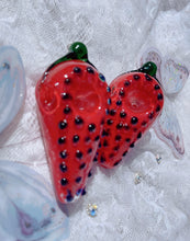 Load image into Gallery viewer, Niña Fresa&lt;3 Strawberry Glass Pipe
